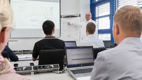 Maschinen- und Anlagenüberwachung: Schulungsangebot Condition Monitoring