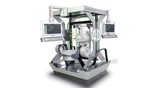 Die Werkzeugmaschine 4.0 vernetzt vom Sensor bis in die Cloud bestehende Technik mit neuen digitalisierten Komponenten.