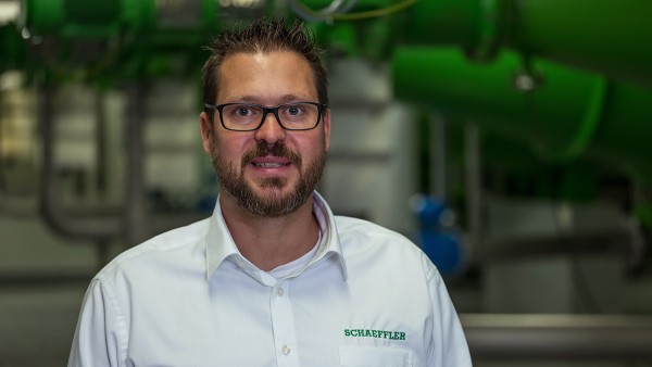 Thomas Schmitz, Service Manager Condition Monitoring bei Schaeffler
