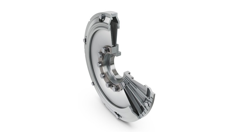 Spoke damper on crankshaft