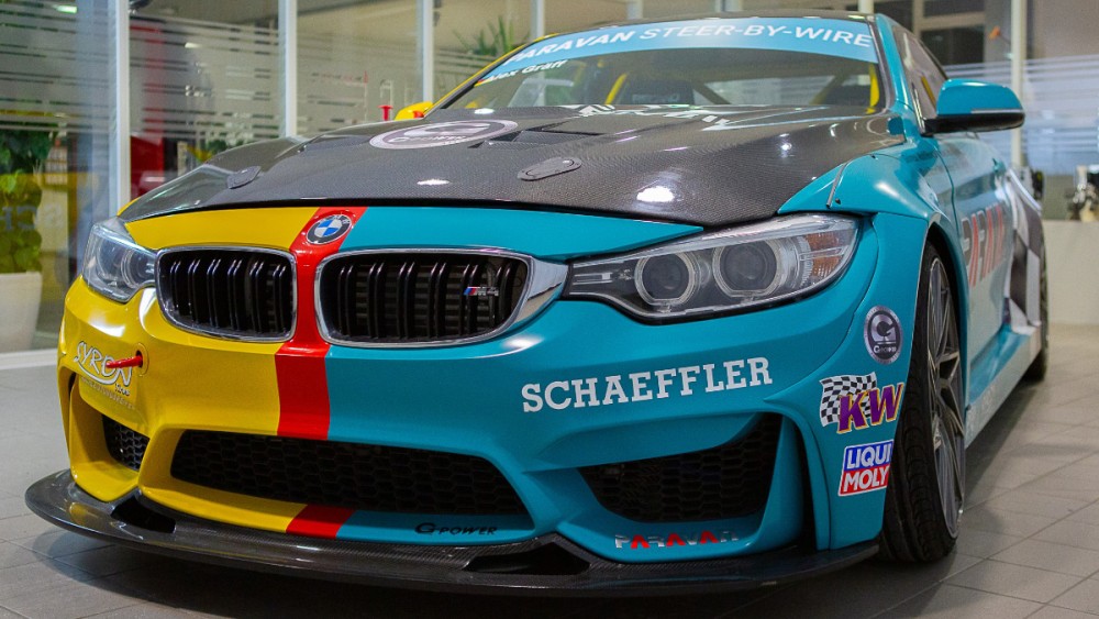 Schaeffler Paravan Präsentiert Auf Der Essen Motor Show Innovative