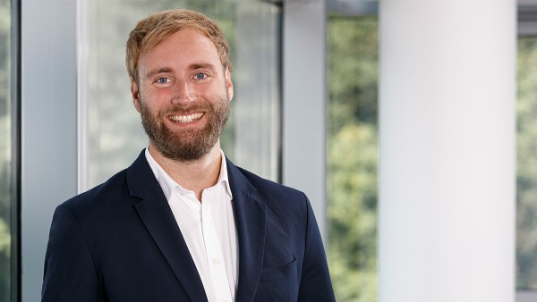 Thomas Hofmann, Project Manager